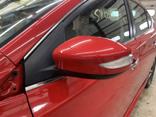 Load image into Gallery viewer, Side View Door Mirror Nissan Sentra 2016 - DG97115