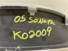 Load image into Gallery viewer, SPEEDOMETER CLUSTER Hyundai Sonata 2003 03 2004 04 05 - NW160351