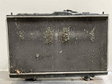 Load image into Gallery viewer, RADIATOR Acura TL 2000 00 2001 01 3.2L - NW131857