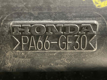Load image into Gallery viewer, RADIATOR Acura TL 2000 00 2001 01 3.2L - NW131857