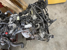 Load image into Gallery viewer, Engine Motor INFINITI Q50 2017 - DG93642