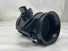 Load image into Gallery viewer, Mass Air Flow Sensor Meter MAF Audi S4 S6 S8 2001-2009 - NW4754
