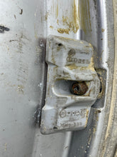 Load image into Gallery viewer, WHEEL Audi A8 A4 S6 2003 03 2004 04 2005 05 18x8 9 Spoke - NW197578