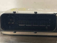 Load image into Gallery viewer, ECU ECM COMPUTER Volkswagen Beetle 2002 02 - NW62687