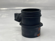 Load image into Gallery viewer, Mass Air Flow Sensor Meter MAF BMW 760li 03 04 05 06 07 08 - NW4892