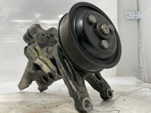 Load image into Gallery viewer, Power Steering Pump BMW 535I 2009 - NW163155