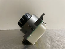 Load image into Gallery viewer, Temp Climate AC Heater Control Rogue 2008 08 2009 09 2010 10 - NW100269