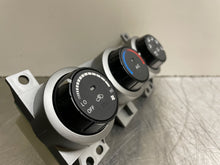 Load image into Gallery viewer, Temp Climate AC Heater Control Rogue 2008 08 2009 09 2010 10 - NW100269