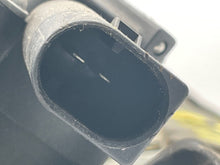 Load image into Gallery viewer, Suspension Air Compressor Pump Jaguar XK8 1999 - NW8355