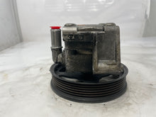 Load image into Gallery viewer, POWER STEERING PUMP S Type 2001 01 2002 02 03 04 - 08 - NW163537