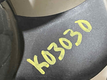 Load image into Gallery viewer, RADIATOR FAN ASSEMBLY Passat 2001 01 02 03 04 05 - NW64672