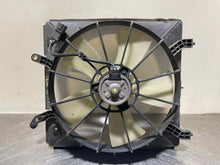 Load image into Gallery viewer, RADIATOR FAN ASSEMBLY Acura CL TL 01 02 03 - NW63567