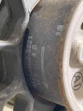 Load image into Gallery viewer, RADIATOR FAN ASSEMBLY Acura CL TL 01 02 03 - NW63567