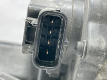 Load image into Gallery viewer, THROTTLE BODY Prius 2001 01 2002 02 03 04 05 06 07 - NW178641