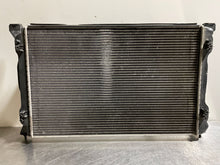 Load image into Gallery viewer, RADIATOR Audi A4 2002 02 03 04 05 06 07 08 09 Manual - NW131885