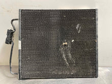 Load image into Gallery viewer, AC CONDENSER BMW 740I 750I 1998 98 1999 99 2000 00 01 - NW43661