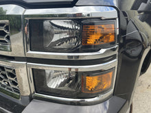 Load image into Gallery viewer, Headlight Lamp Assembly SILVERADO 1500 PICKUP 2015 - DG117589