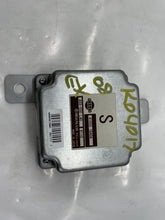 Load image into Gallery viewer, TRANSFER CASE CONTROL MODULE COMPUTER Infiniti EX35 08 09 10 - NW31147