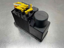Load image into Gallery viewer, Vacuum Pump MERCEDES 500 1992 - NW189265