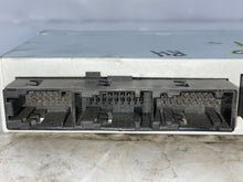 Load image into Gallery viewer, DOOR CONTROL MODULE COMPUTER 745i 745li 750i 750il 750LI 04-08 RIGHT - NW30462