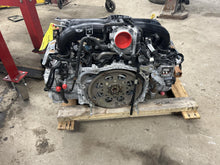 Load image into Gallery viewer, Engine Motor Subaru Forester 2016 - DG119842