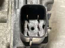 Load image into Gallery viewer, THROTTLE BODY ALTIMA G35 I35 MAXIMA 02 03 04 05 06 - NW177934