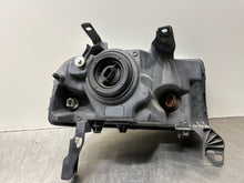 Load image into Gallery viewer, Headlight Lamp Assembly Ford Freestyle 2006 - NW102210