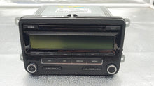 Load image into Gallery viewer, CD PLAYER RADIO Volkswagen Beetle Jetta Passat 11 12 13 14 - NW140152