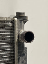 Load image into Gallery viewer, RADIATOR Cadillac SRX STS 2004 04 2005 05 2006 06 - NW131587