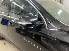 Load image into Gallery viewer, Side View Door Mirror Chevrolet Traverse 2019 - DG131552
