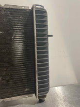 Load image into Gallery viewer, Radiator GMC Yukon 2003 - NW131719
