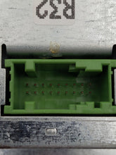 Load image into Gallery viewer, Navigation player BMW 760i 745i 2003 03 2004 04 2005 05 - NW136678