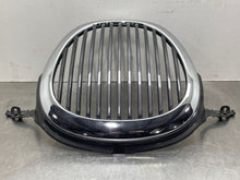 Load image into Gallery viewer, GRILL Jaguar S Type 2000 00 2001 01 2002 02 2003 03 - NW98405