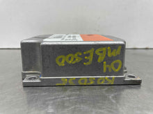 Load image into Gallery viewer, AIRBAG CONTROL MODULE COMPUTER CLS500 CLS55 CLS550 CLS63 E320 E500 04-07 - NW34647