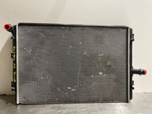 Load image into Gallery viewer, RADIATOR A3 Eos Golf Passat 2006 06 2007 07 2008 08 09 - NW132657