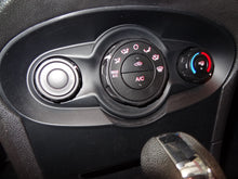 Load image into Gallery viewer, TEMPERATURE CONTROLS Ford Fiesta 2011 11 2012 12 2013 13 - NW100307
