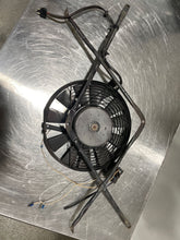 Load image into Gallery viewer, RADIATOR FAN ASSEMBLY 450SLC 450SE 190 280 72 - 85 - NW64375