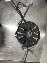 Load image into Gallery viewer, RADIATOR FAN ASSEMBLY 450SLC 450SE 190 280 72 - 85 - NW64375