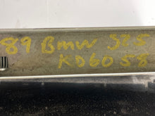 Load image into Gallery viewer, RADIATOR BMW 325i 325i 1988 88 1989 89 1990 90 19991 91 1992 92 93 Auto - NW131947