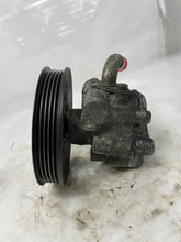 Load image into Gallery viewer, POWER STEERING PUMP AUDI A4 PASSAT 97 98 99 00 01 - 05 - NW162985