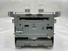Load image into Gallery viewer, Radio Murano 2006 06 2007 07 AM FM CD 160 Watt - NW137267
