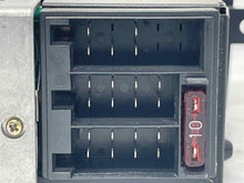 Load image into Gallery viewer, Radio Mercedes CLK320 C240 C320 C32 2001 01 2002 02 2003 03 2004 04 2005 05 - NW138409