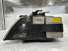 Load image into Gallery viewer, HEADLIGHT LAMP ASSEMBLY Audi A4 S4 03 04 05 06 Right - NW102269