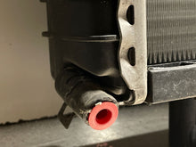 Load image into Gallery viewer, RADIATOR Mercedes S320 1994 94 95 96 97 98 99 - NW132430