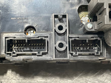 Load image into Gallery viewer, Temp Climate AC Heater Control Volvo S80 2004 04 - NW101698