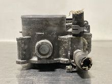 Load image into Gallery viewer, THROTTLE BODY Jaguar S Type 2006 06 2007 07 2008 08 - NW178146