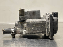 Load image into Gallery viewer, THROTTLE BODY Jaguar S Type 2006 06 2007 07 2008 08 - NW178146