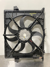 Load image into Gallery viewer, RADIATOR FAN ASSEMBLY ML320 ML350 ML450 R320 2006 06 07 08 09 10 - 13 - NW64311