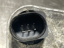 Load image into Gallery viewer, THROTTLE BODY BMW 650i 550i 750i X5 2006 06 2007 07 08 09 10 - NW177869