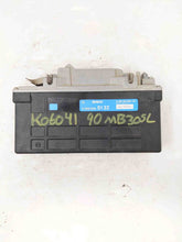 Load image into Gallery viewer, ABS COMPUTER MERCEDES 300D 300E 380 420 1986 87 88 - 93 - NW36122